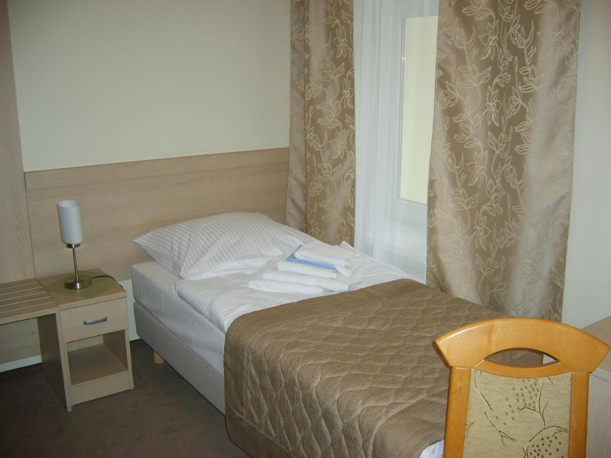 Dom Zdrojowy Aparthotel Jelenia Gora Luaran gambar